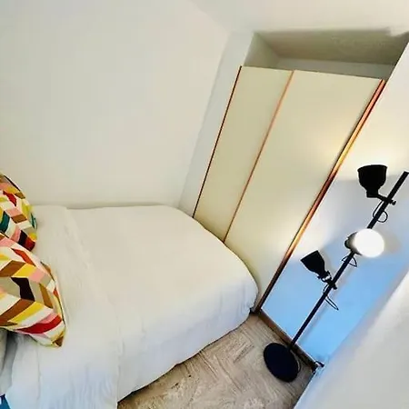 Peaceful Trident Yourhosthelper * Cannes